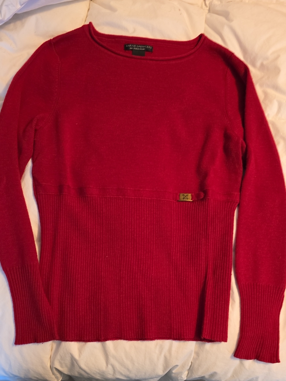 Sarah Spencer Bright Red Ribbed Knit fitred sweater 100% merino wool (soft)
